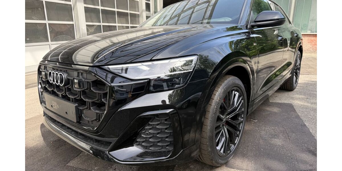 Audi Q8 1.050 km 76.900 &euro; Plön 24306