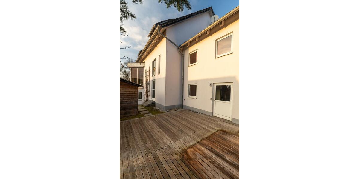 Einfamilienhaus Essenbach - 6 Zimmer, 180 m&sup2;, 2.750&euro; | Angebot:24787569