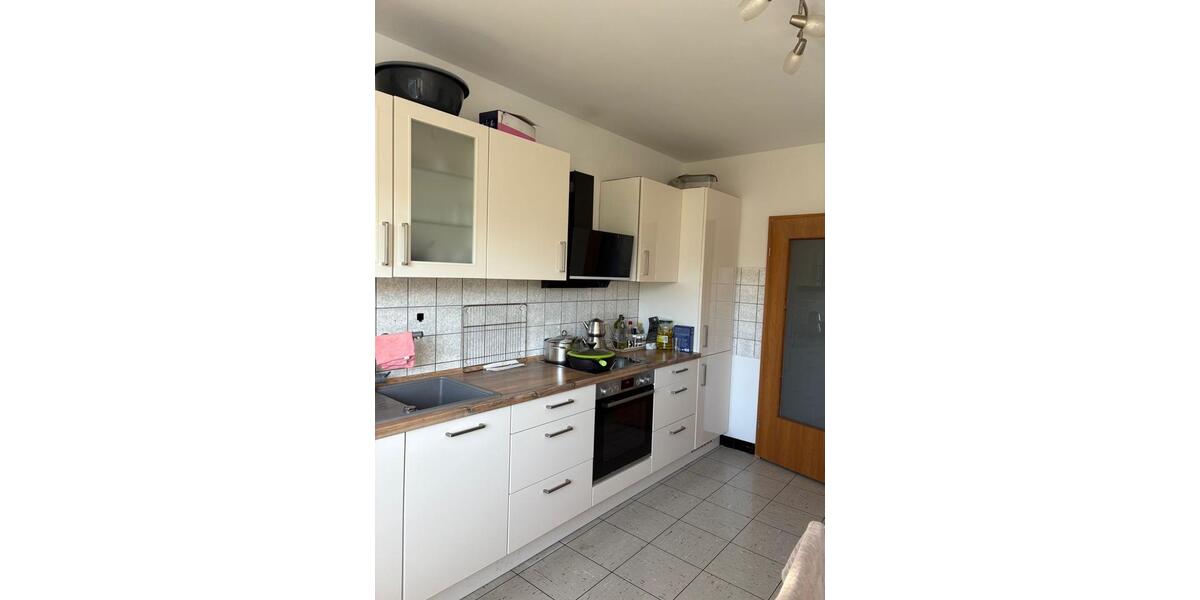 Etagenwohnung Vellmar - 4 Zimmer, 100 m&sup2;, 850&euro; | Angebot:26660252