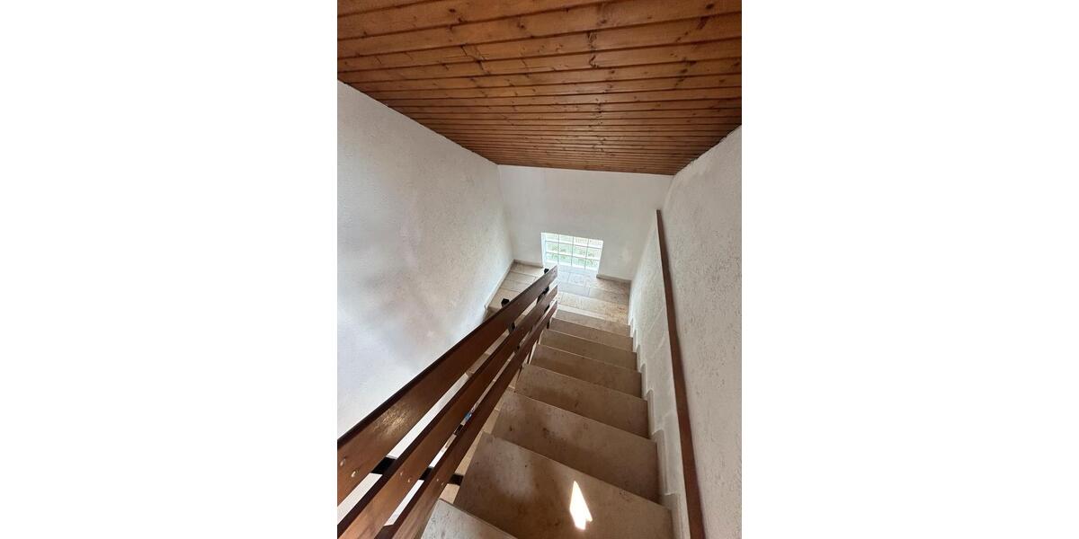 Etagenwohnung Mitteleschenbach - 5 Zimmer, 120 m&sup2;, 850&euro; | Angebot:26215565