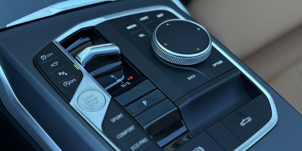 BMW 420i Cabrio 360°/MEMORY/LENKHZ/DAB/NAVI/1.HAND 3.721 km 48.900 &euro; Villingen-Schwenningen 78054