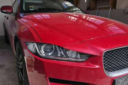 Jaguar XE 179.500 km 7.500 &euro; Trossingen 78647