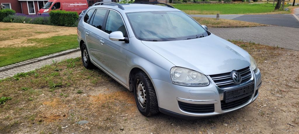 VW Golf 245.000 km 1.550 &euro; Schönbek 24582