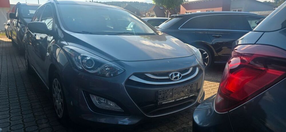 i30