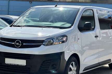 Opel Vivaro 155.000 km 17.995 &euro; Bruchsal-Helmsheim 76646
