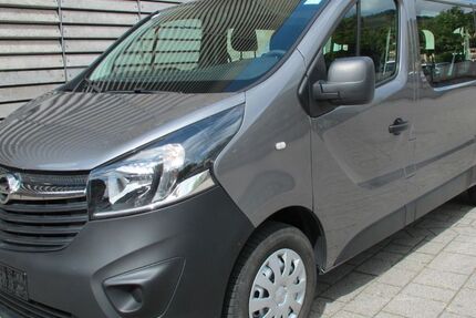 Opel Vivaro 168.919 km 13.450 &euro; Würzburg 97080