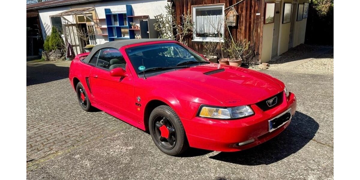 Ford Mustang 96.100 km 10.500 &euro; Lohfelden 34253