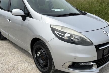 Renault Scenic 254.507 km 3.320 € Radeburg 01471