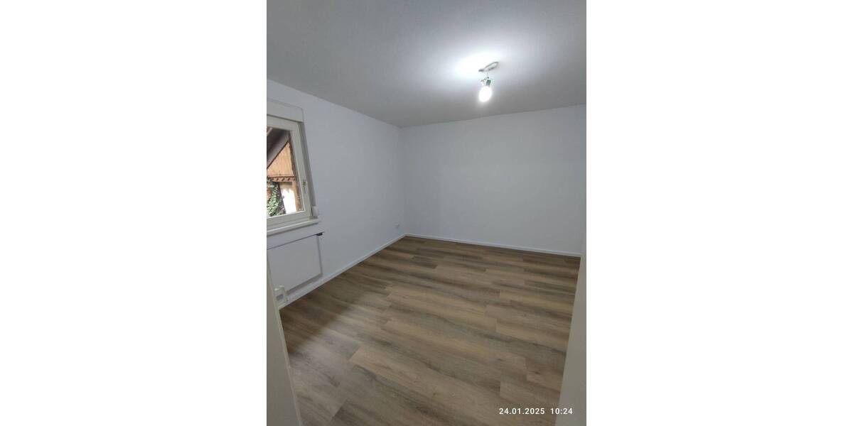 Einfamilienhaus Karlsruhe Grünwettersbach - 4 Zimmer, 100 m&sup2;, 1.200&euro; | Angebot:25996653