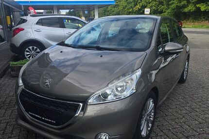 Peugeot 208 89.766 km 5.450 &euro; Unkel 53572