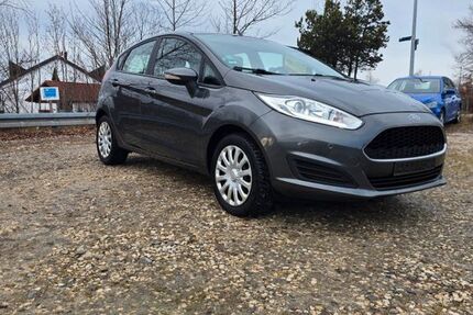 Ford Fiesta 191.000 km 2.800 &euro; Andechs 82346