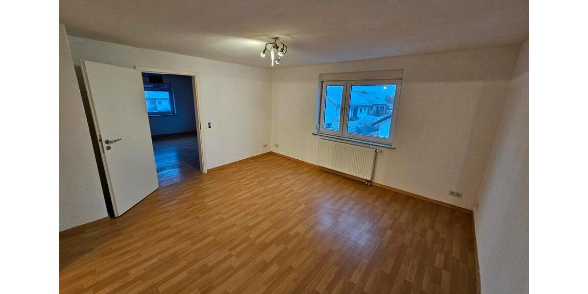 Etagenwohnung Römerstein - 3 Zimmer, 85 m&sup2;, 765&euro; | Angebot:26144382