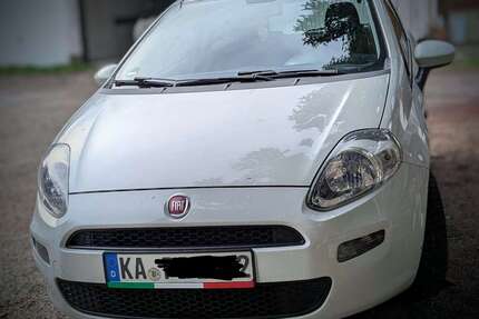 Fiat Grande Punto 96.000 km 3.700 &euro; Karlsruhe 76137