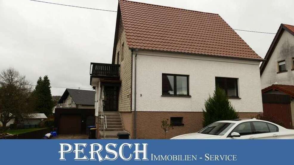 Haus zum Kaufen in Freisen 140.000 € 145 m²