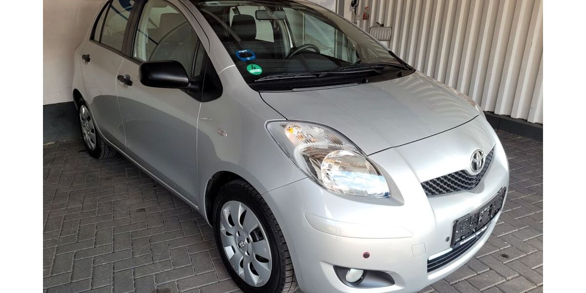 Toyota Yaris 46.531 km 5.900 &euro; Berlin 12277