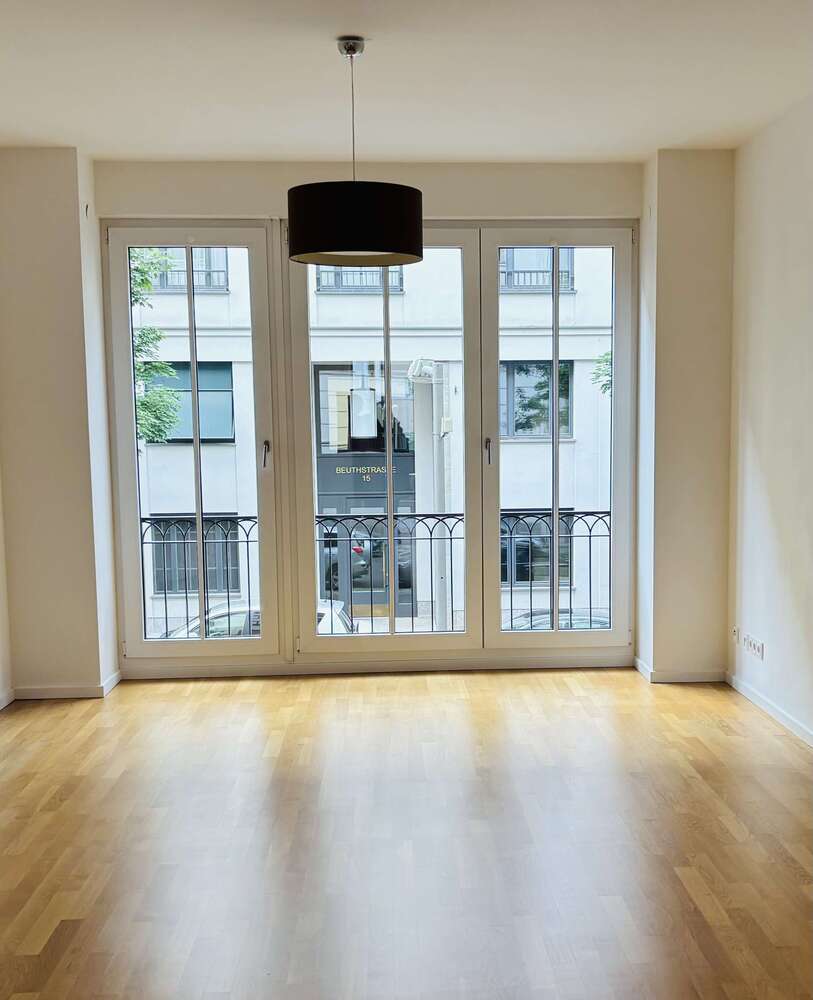 Wohnung zum Mieten in Berlin 2.100 € 130 m²