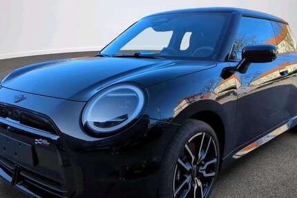 Mini Cooper SE 1.720 km 36.965 &euro; München 80788