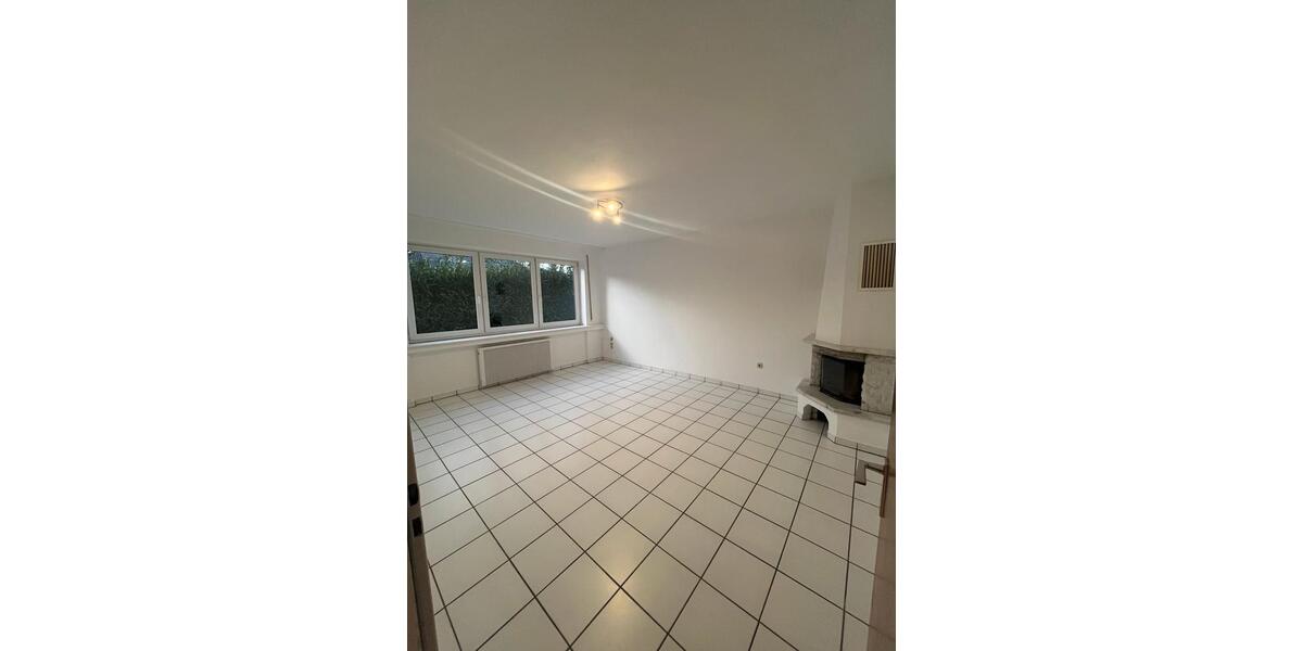 Erdgeschoßwohnung Pelm - 3 Zimmer, 100 m&sup2;, 650&euro; | Angebot:26446245
