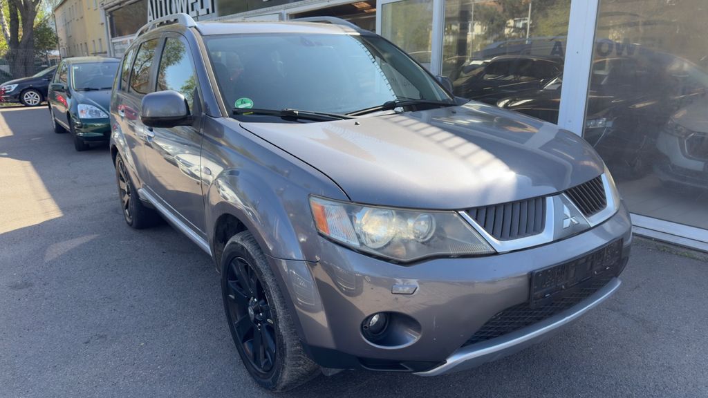 Mitsubishi Outlander 196.000 km 3.490 &euro; Berlin 12349