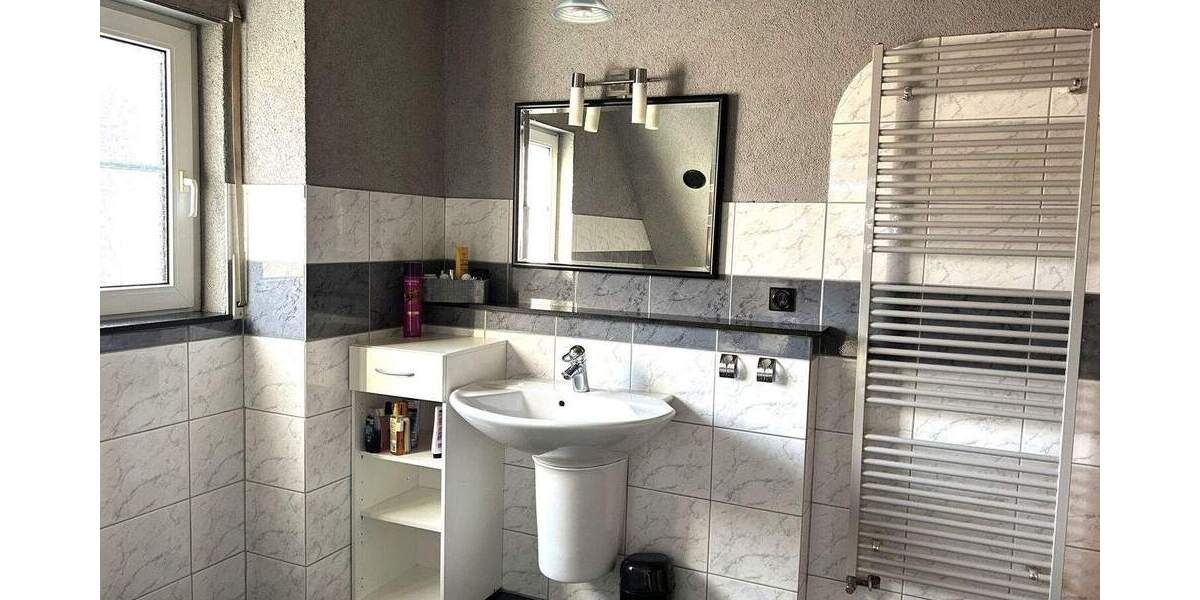 Einfamilienhaus Hilden Kalstert - 3 Zimmer, 125 m&sup2;, 549.000&euro; | Angebot:25772600