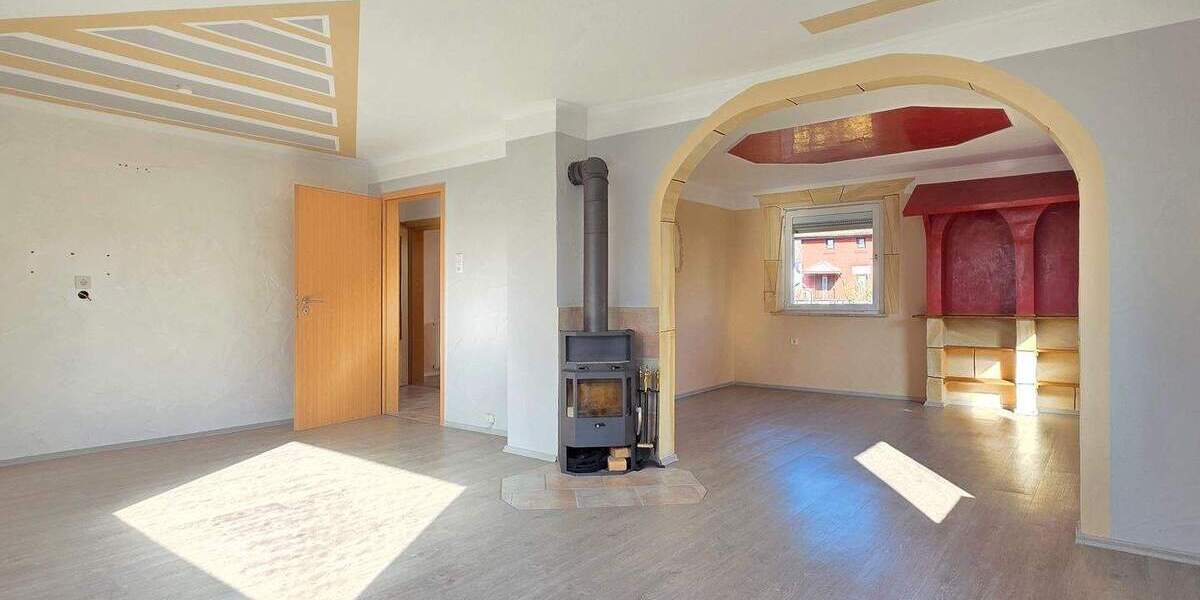 Einfamilienhaus Neustadt bei Coburg Neustadt - 4 Zimmer, 106 m&sup2;, 186.000&euro; | Angebot:25746913