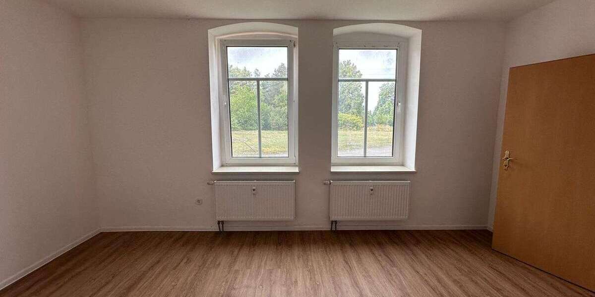 Etagenwohnung Mansfeld - 2.5 Zimmer, 60 m&sup2;, 395&euro; | Angebot:25520591