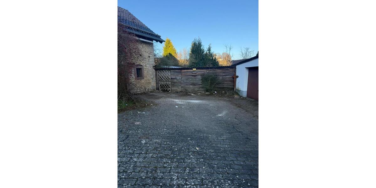 Einfamilienhaus Blankenheim - 5 Zimmer, 130 m&sup2;, 140.000&euro; | Angebot:24609461