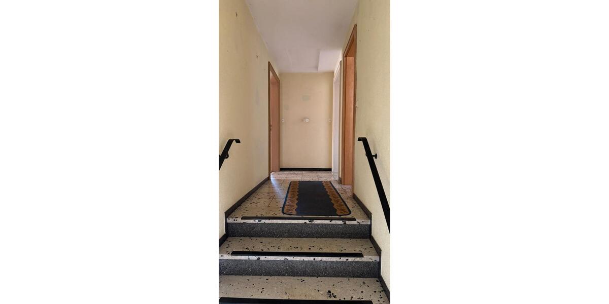 Mehrfamilienhaus, Wohnhaus Dietmannsried - 8 Zimmer, 180 m&sup2;, 315.000&euro; | Angebot:26964747