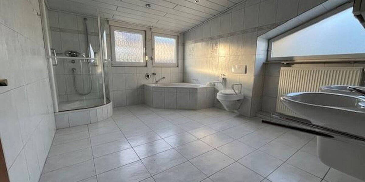 Einfamilienhaus Karlsbad-Ittersbach Ittersbach - 7 Zimmer, 175 m&sup2;, 495.000&euro; | Angebot:25992796