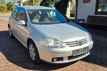 VW Golf 223.000 km 1.890 &euro; Burkardroth 97705