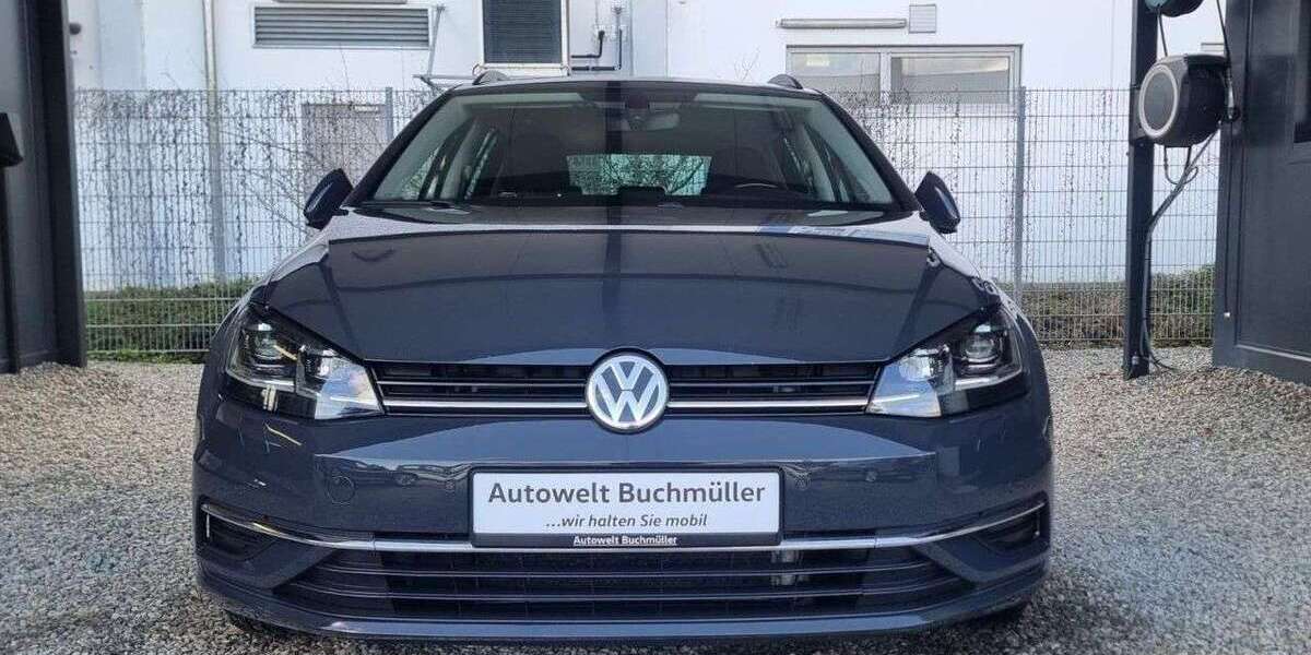VW Golf 79.211 km 17.690 &euro; Nersingen 89278