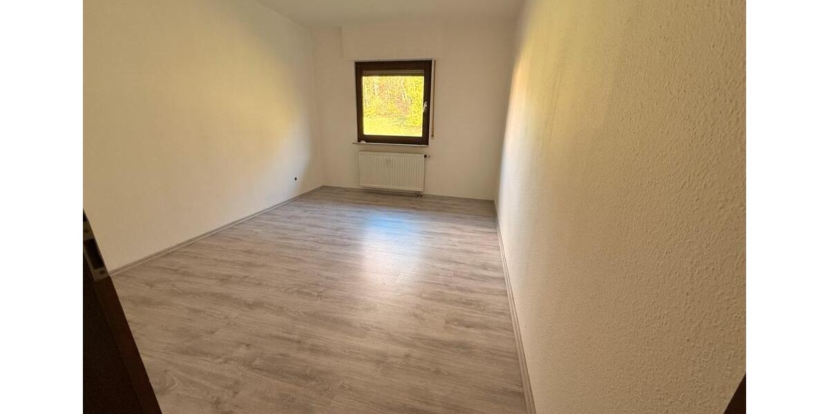 Etagenwohnung Kaiserslautern Bahnheim - 4 Zimmer, 91 m&sup2;, 950&euro; | Angebot:26241785