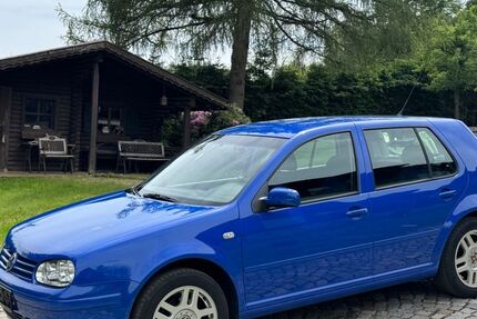 VW Golf 125.000 km 5.650 &euro; Neureichenau 94089