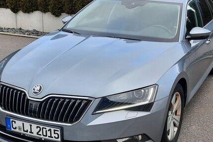 Skoda Superb 162.500 km 18.899 € Schneeberg 08289