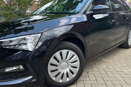 Skoda Scala 18.000 km 13.499 € Köln 50769