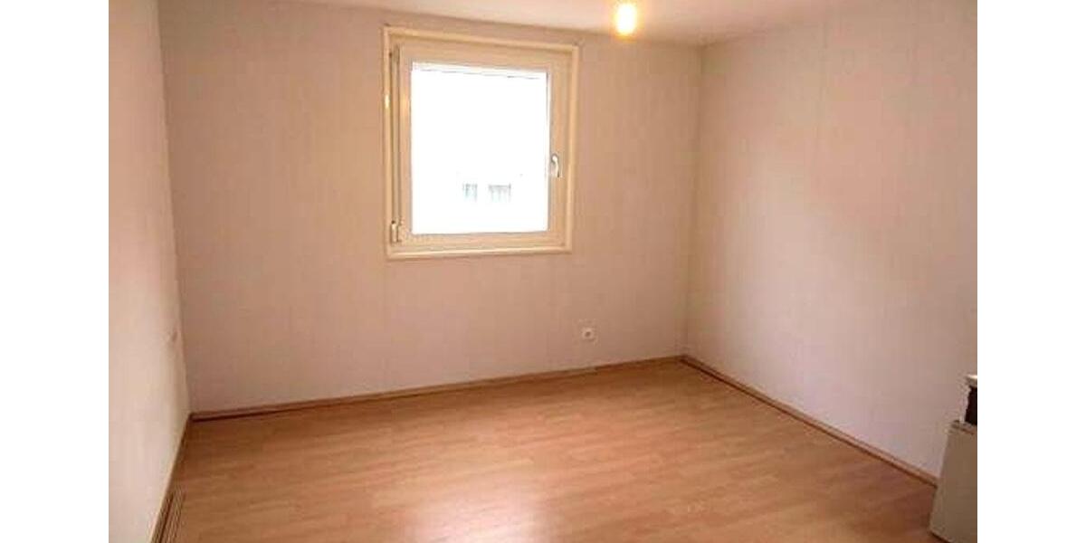 Dachgeschoßwohnung Wendlingen am Neckar - 3.5 Zimmer, 66 m&sup2;, 825&euro; | Angebot:25253407