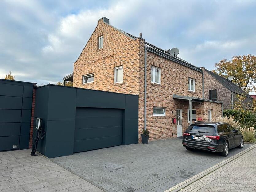 Junges und modernes Einfamilienhaus in ruhiger Sackgassenlage