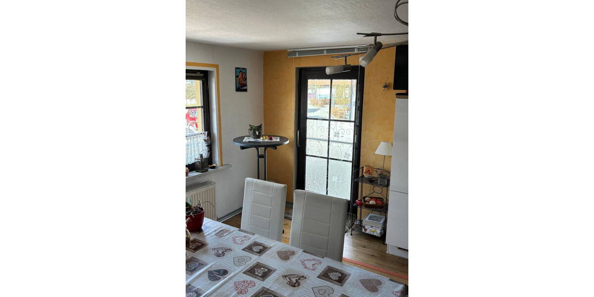 Einfamilienhaus Korbach - 9 Zimmer, 115 m&sup2;, 269.000&euro; | Angebot:26389910