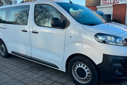 Opel Vivaro 45.702 km 23.400 &euro; Sittensen 27419