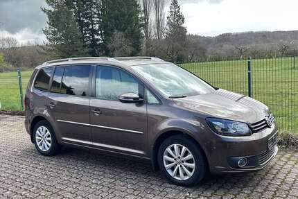 VW Touran 205.350 km 9.950 &euro; Schmelz 66839