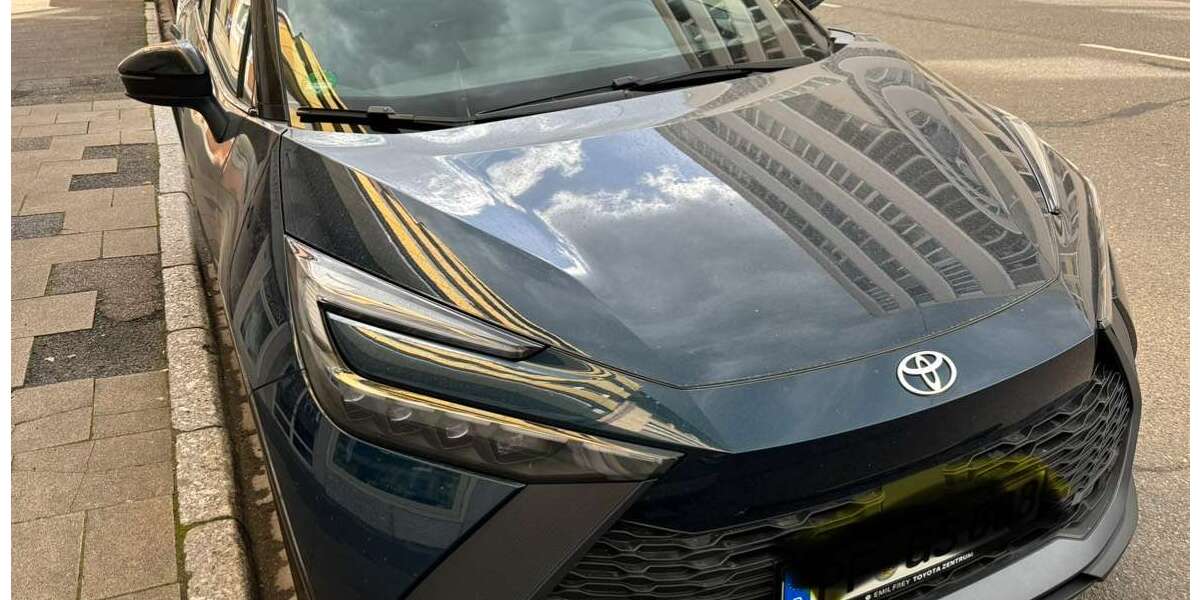 Toyota C-HR 17.500 km 32.600 &euro; Göttingen 37083