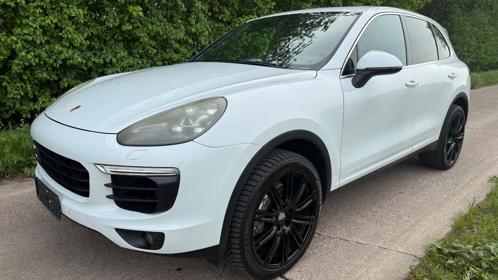Porsche Cayenne 94.000 km 39.450 &euro; Artern 06556
