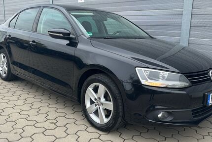 VW Jetta 220.544 km 4.999 &euro; Fürth 90763