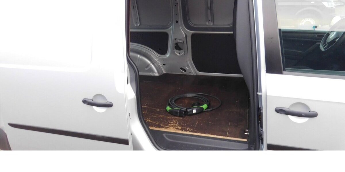 VW Caddy Maxi Kasten Abt-e Elektrik DSG Klima 7.900 km 12.990 &euro; Vordorf 38533