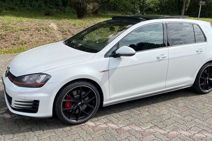 VW Golf