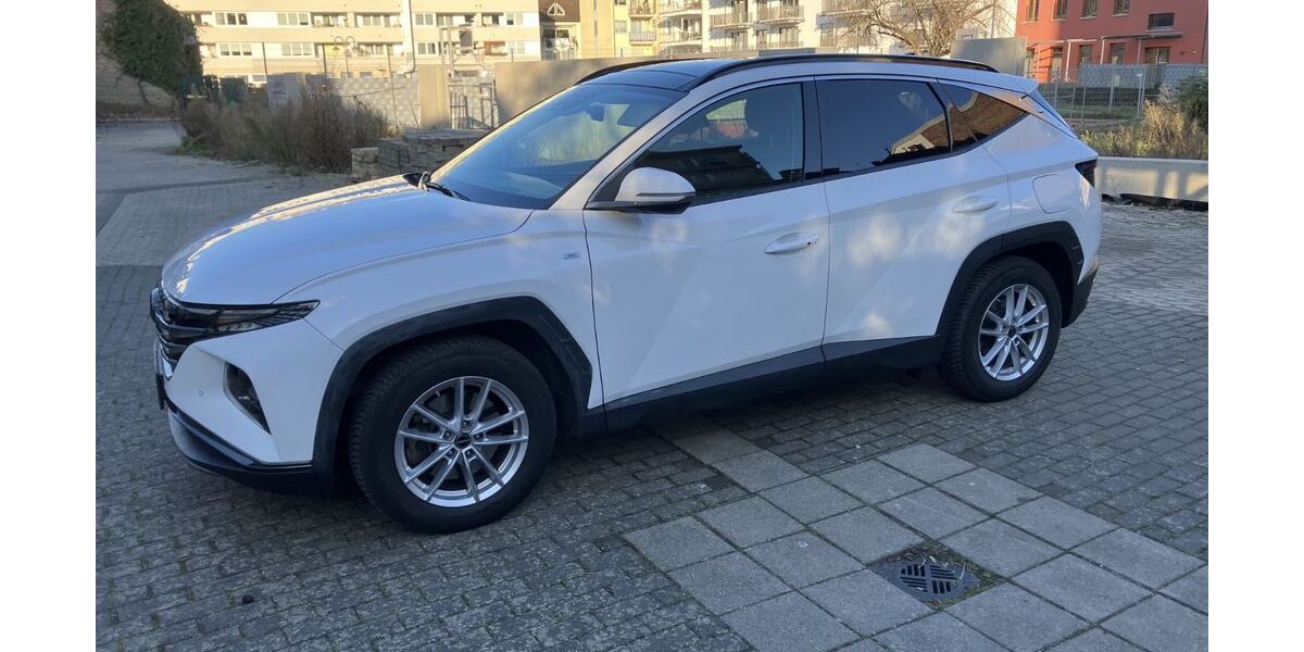 Hyundai TUCSON 38.950 km 22.950 &euro; Bad Neuenawheiler 53474