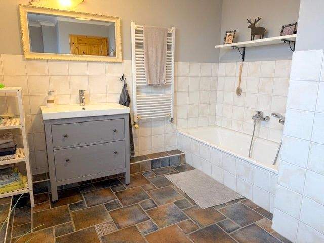 Einfamilienhaus Güstrow - 5 Zimmer, 105 m&sup2;, 378.000&euro; | Angebot:25248840