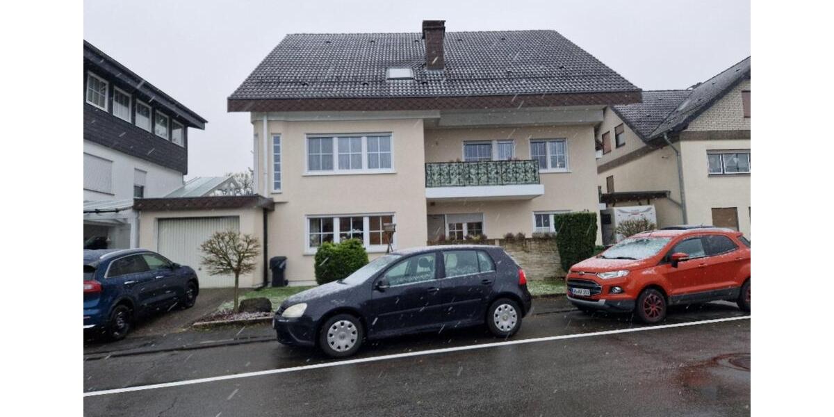 Geschmackvolle 3-Raum-Wohnung mit großem Balkon 3 zimmer