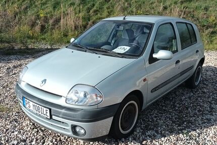 Renault Clio 110.000 km 1.390 € Sandersdorf-Brehna 06792
