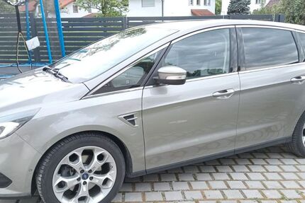 Ford S-Max 201.000 km 9.300 &euro; Metten 94526